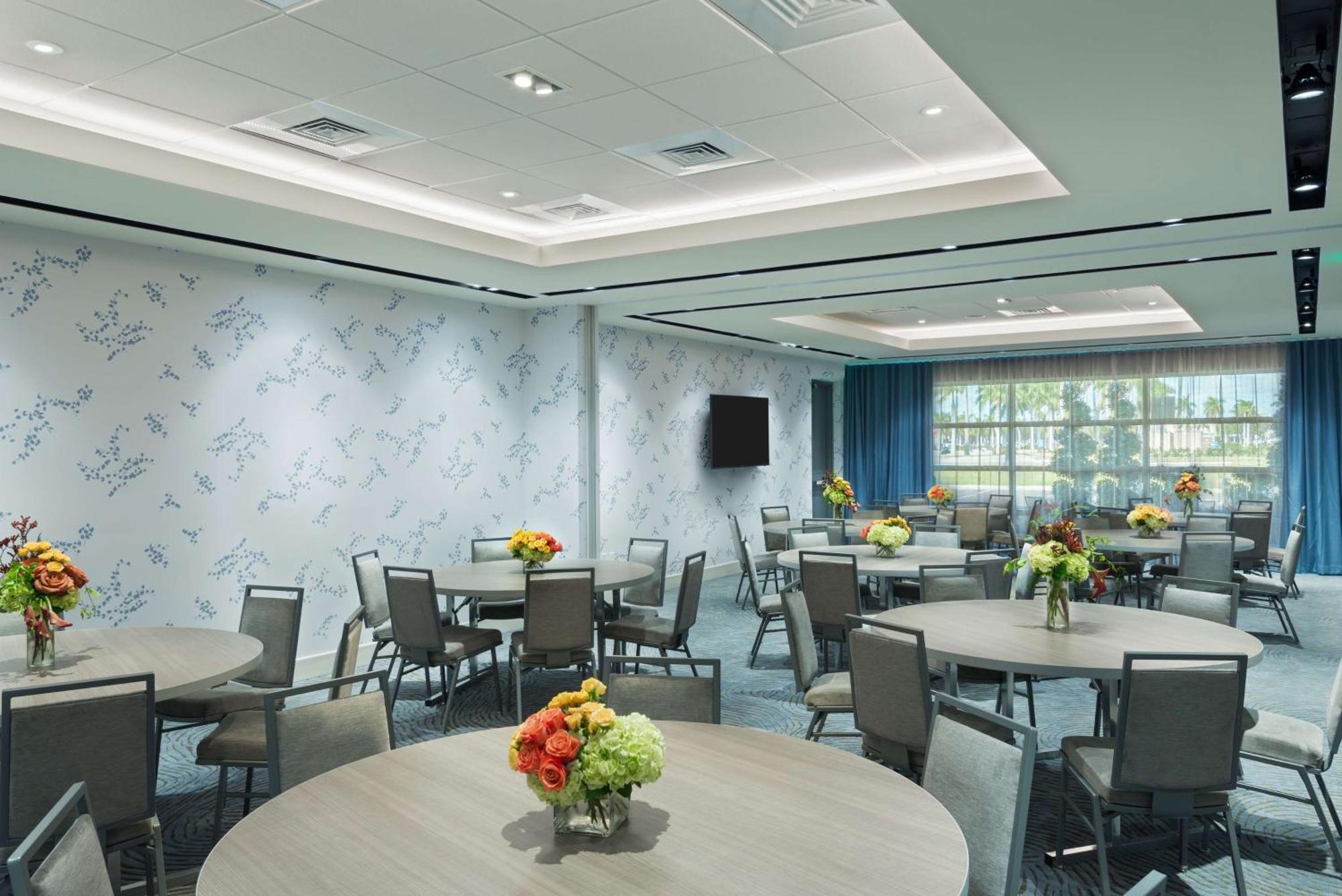 Homewood Suites By Hilton Sarasota-Lakewood Ranch The Meadows Exterior photo